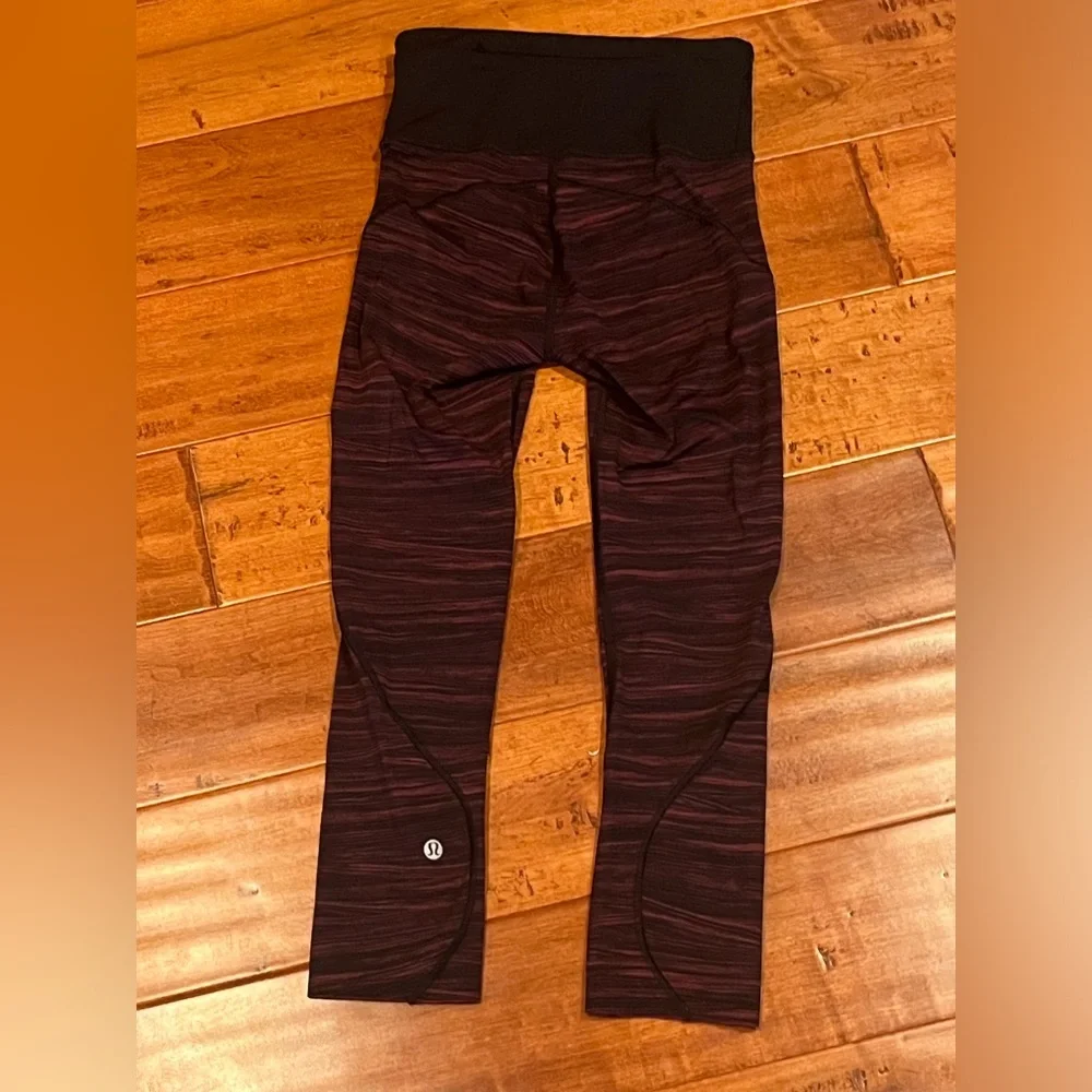 Lululemon Run The Day Crop Size 2 - Picture 10 of 12